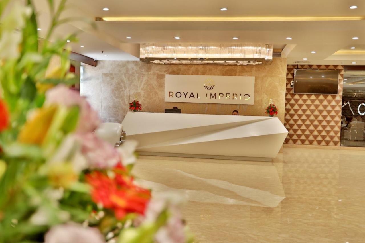 Royal Imperio Hotel ฟารีดาบัด ภายนอก รูปภาพ