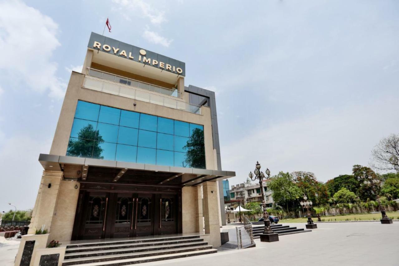 Royal Imperio Hotel ฟารีดาบัด ภายนอก รูปภาพ