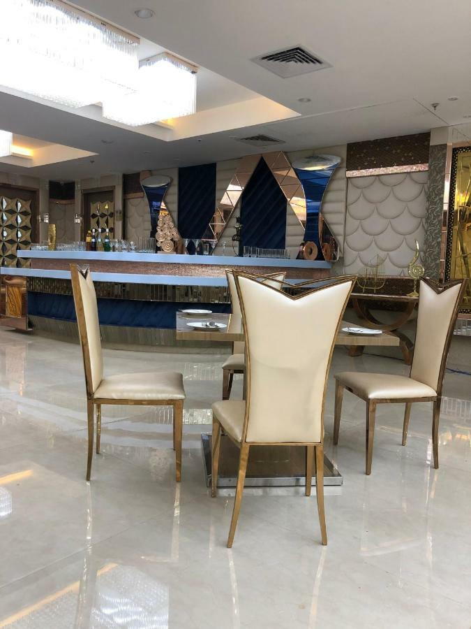 Royal Imperio Hotel ฟารีดาบัด ภายนอก รูปภาพ
